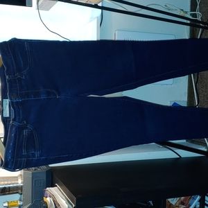 Great condition! GAP Easy Leggings Size 32R Dark Denim - Stretchy